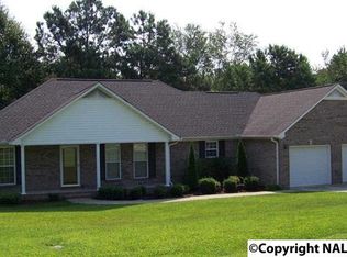 2310 Len Cir NW, Hartselle, AL 35640