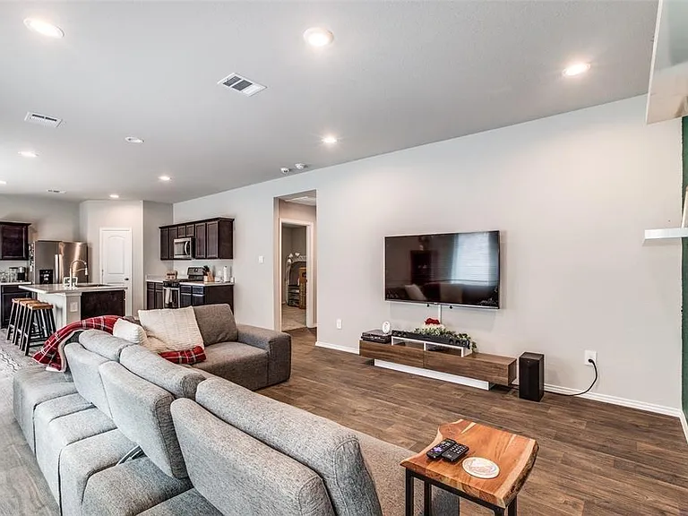 13944 Great Pines Ct — Photo 5