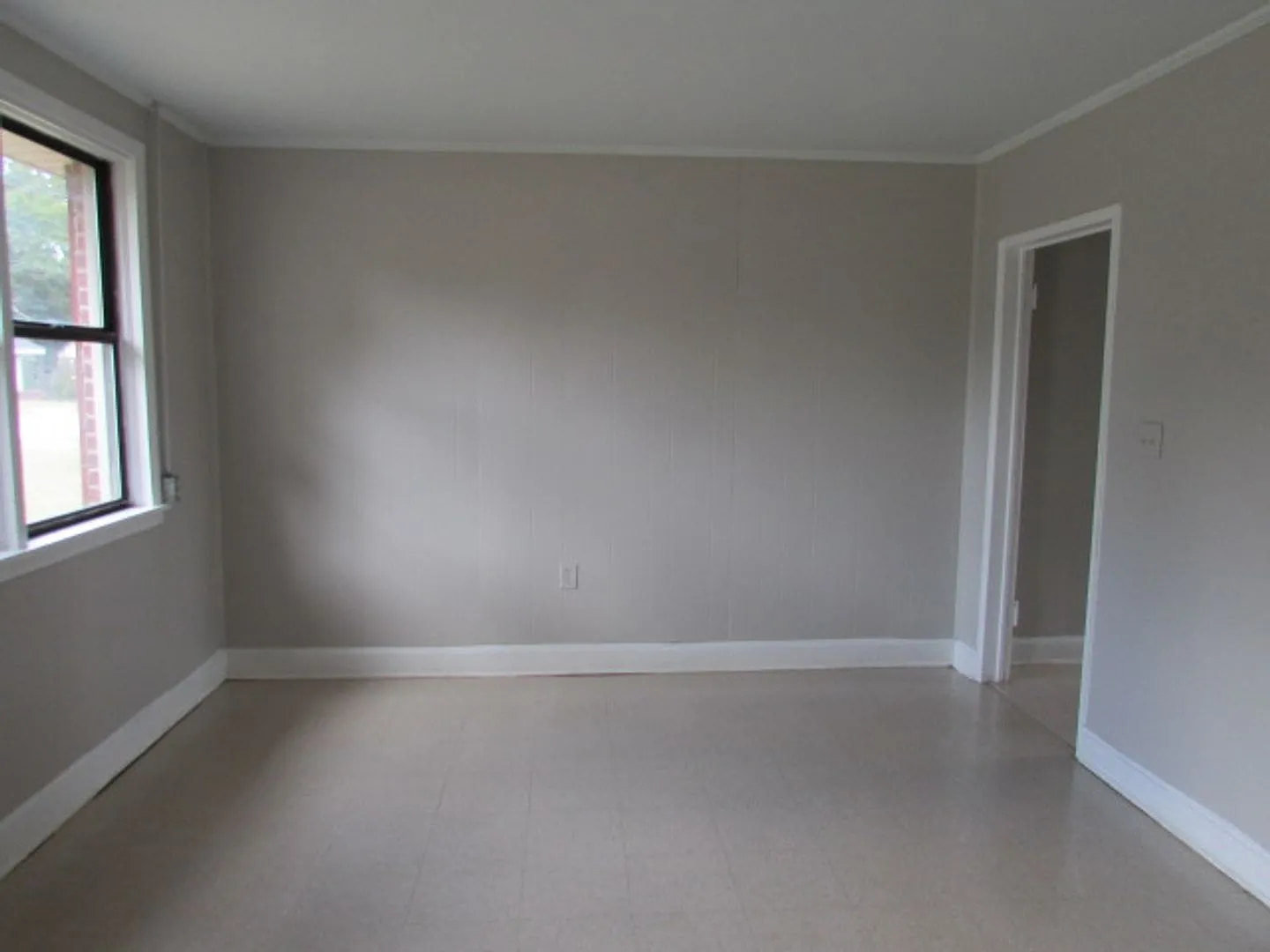 1 Dixie Drive — Photo 3