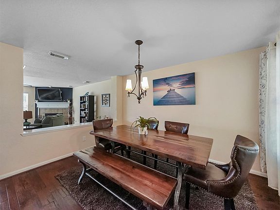 5th image of 21011 Pineda Cir