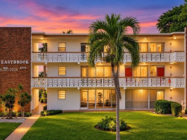 500 S Luna Ct APT 3, Hollywood, FL 33021