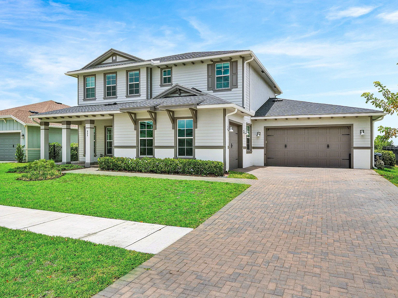 5 bed, 4.0 bath, 3730 sqft, $7,990 — Photo 4