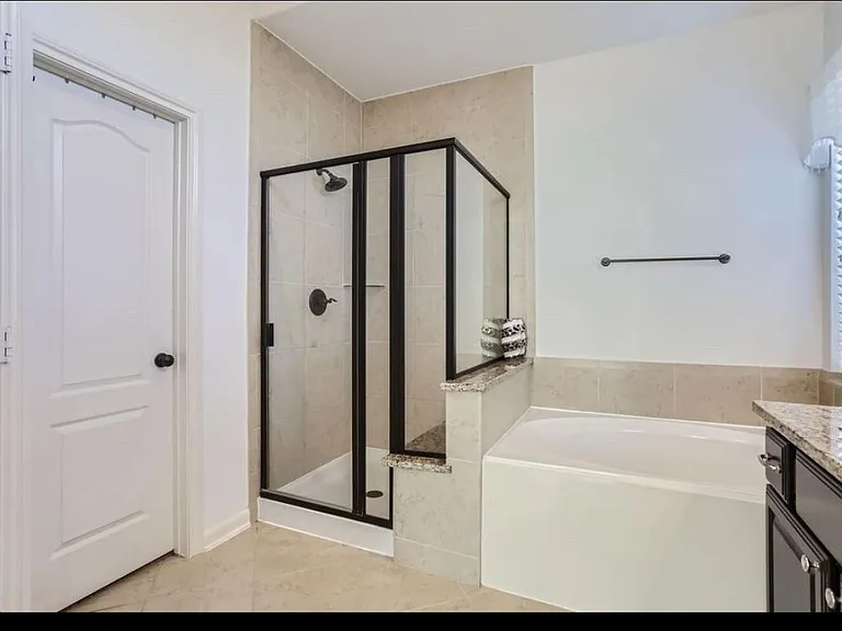 19251 N Cottonwood Green Ln — Photo 15
