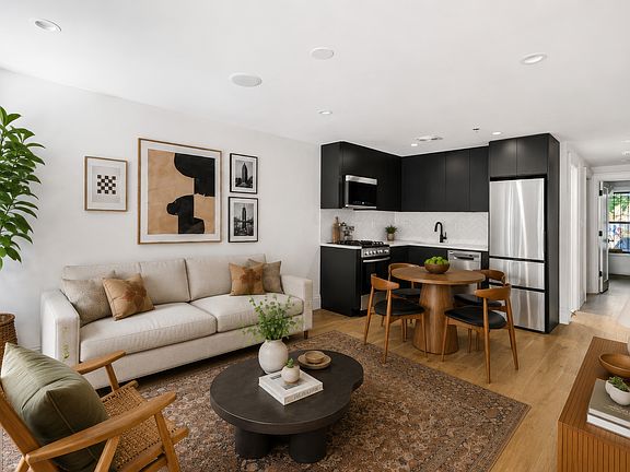 3rd image of 795 Quincy St #2
