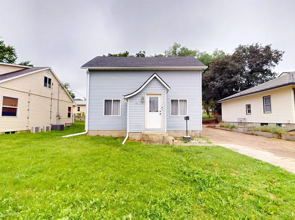 125 S 7th St, Cherokee, IA 51012