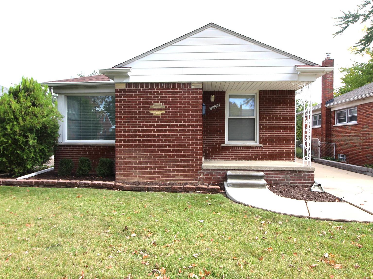 22836 Courtland Ave, Eastpointe, MI 48021 Zillow