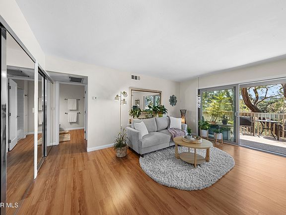 3rd image of 348 Chestnut Hill Ct APT 23