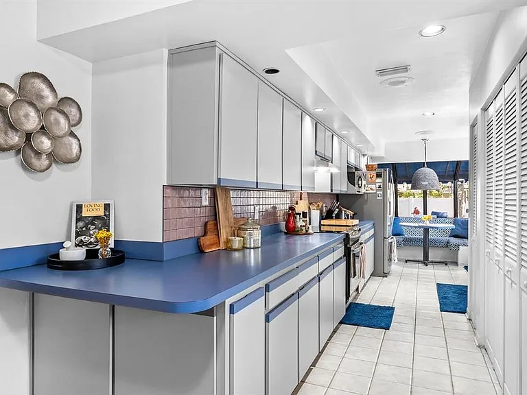 4606 S Esperanza Ave — Photo 16