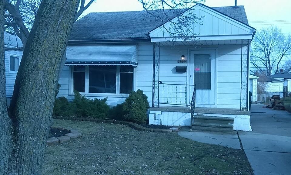 1st image of 22644 Lambrecht Ave