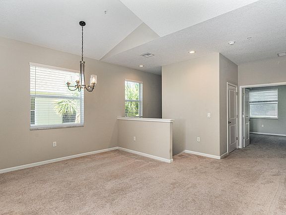 5th image of 3920 Playa Del Sol Dr Unit 201