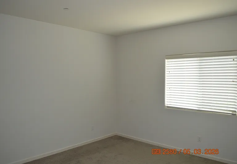 4220 Freemark Ave — Photo 9