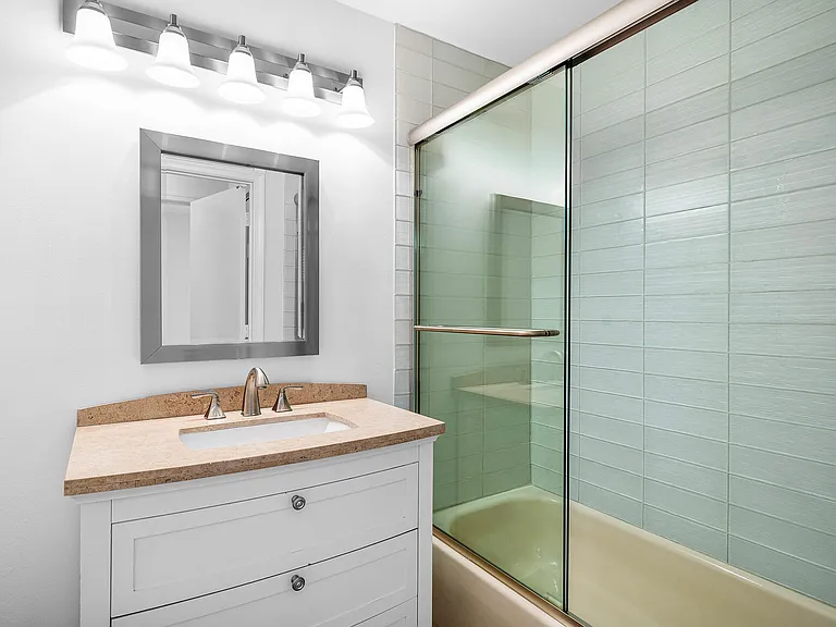 206 Congressional Way #206 — Photo 18
