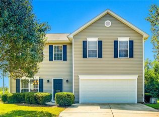 1244 Hampton Park Dr, High Point, NC 27265