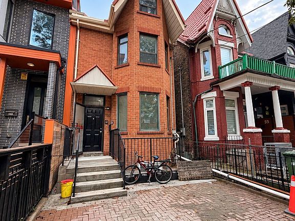 2nd image of 55 Huron St