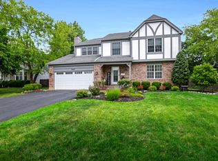 747 Warwick Ct, Carol Stream, IL 60188