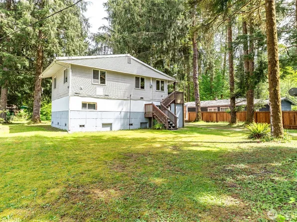 31605 Rivershore Lane, Granite Falls, WA 98252
