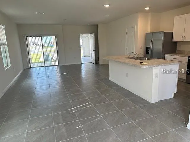 2097 King Ranch St — Photo 3