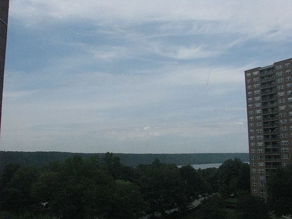 5th image of 5700 Arlington Ave APT 9A