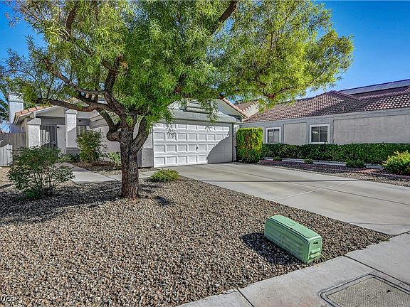 3rd image of 2720 Cathedral Ln