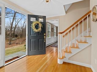 3 Oakwood Cir, Hingham, MA 02043