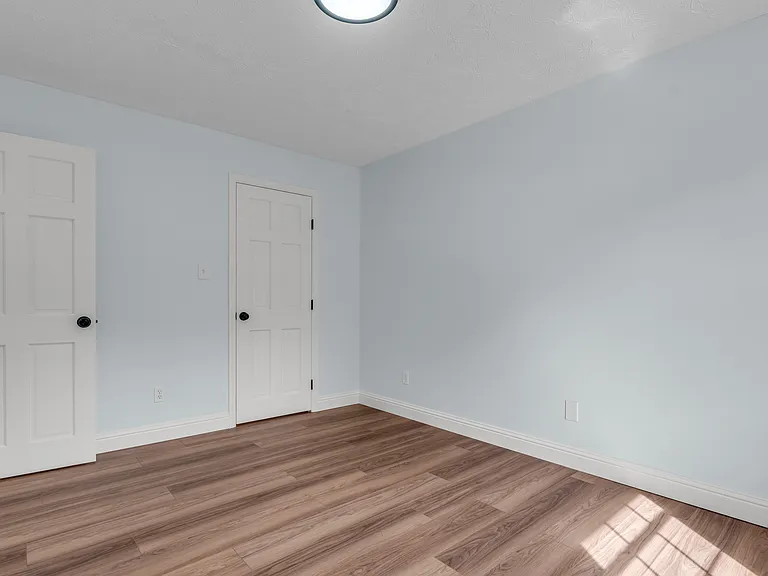 Back bedroom