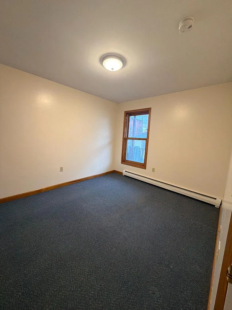 85 Portland St - Apartment 2 — Photo 3