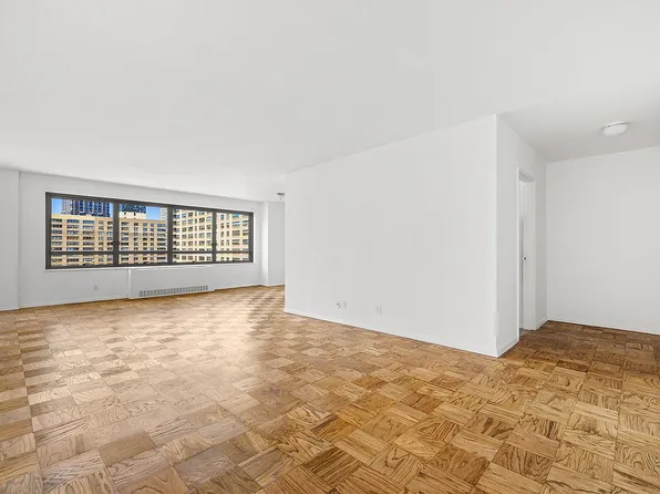 170 W End Ave APT 23E, New York, NY 10023