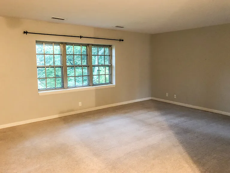 103 Lake Shore Rd #2 — Photo 5