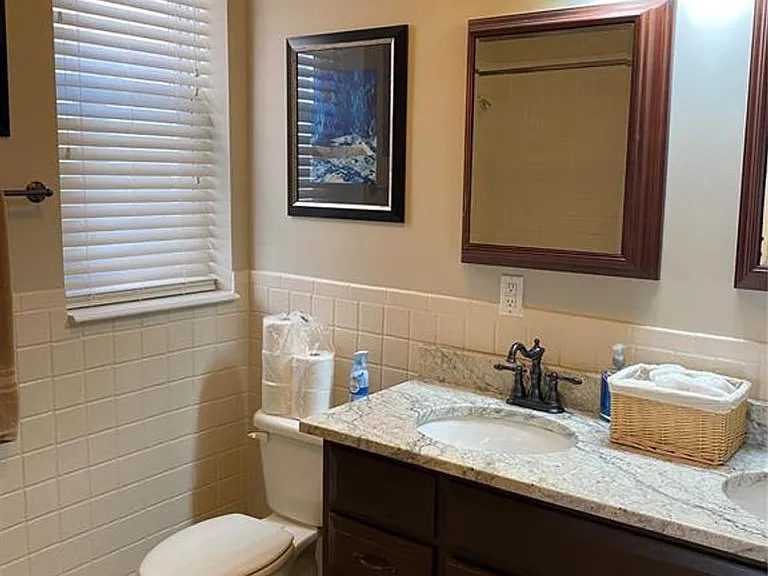 5375 Pershing Ave #1E — Photo 20