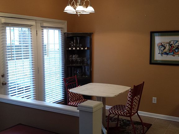 5th image of 501 Lasalle Ct