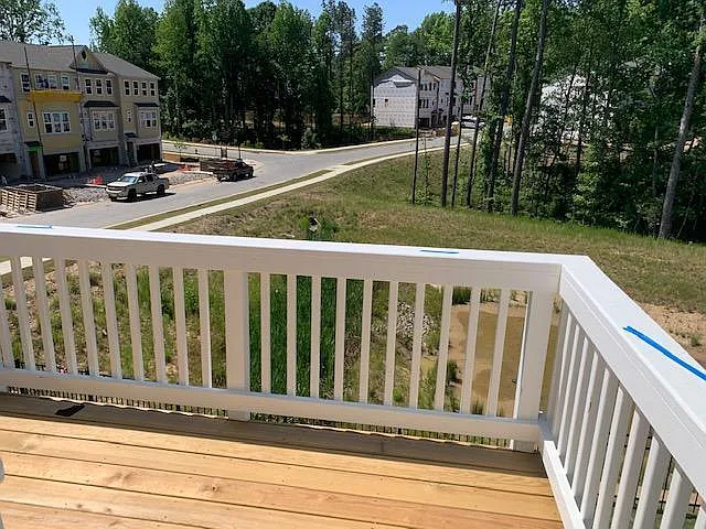 2881 Macintosh Woods Dr — Photo 24