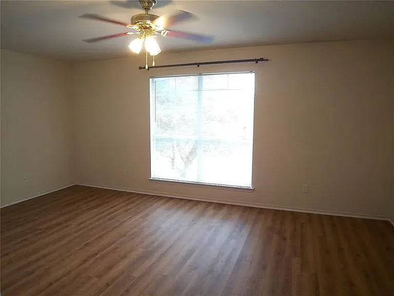 1876 Wallin Loop — Photo 16