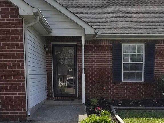 2nd image of 418 Barking Dr