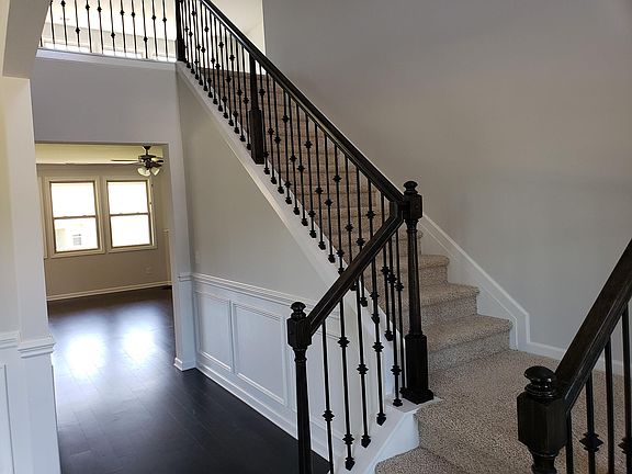 2nd image of 4006 Grapevine Loop #604-lot 604