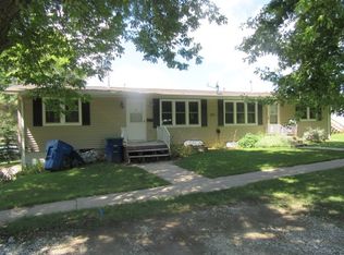 303 Whitten St, Winside, NE 68790