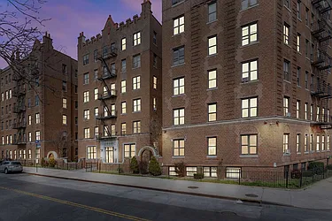 Botanical House at 921 Washington Avenue in Crown Heights