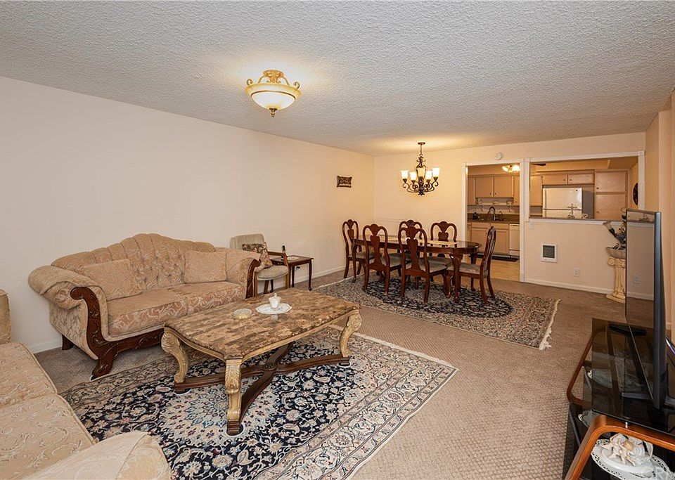 1st image of 134 S Magnolia Ave Unit 3B