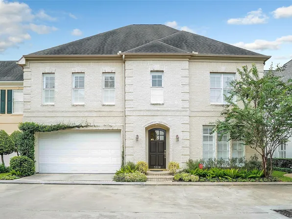 3206 N Pemberton Circle Dr, Houston, TX 77025