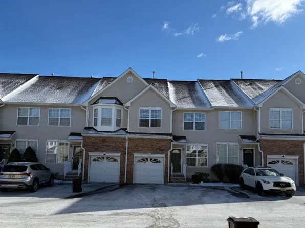 4 Saddle Ct, Franklin Twp., NJ 08873