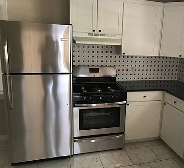 3rd image of 141 Carroll St