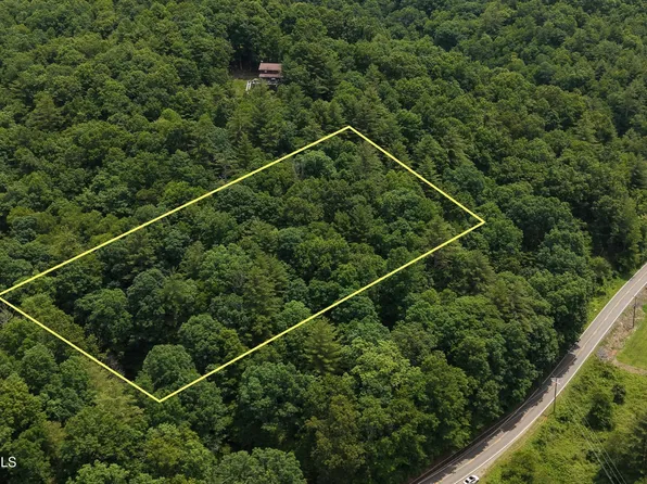 Heritage Oaks Dr Lot 2, West Jefferson, NC 28694