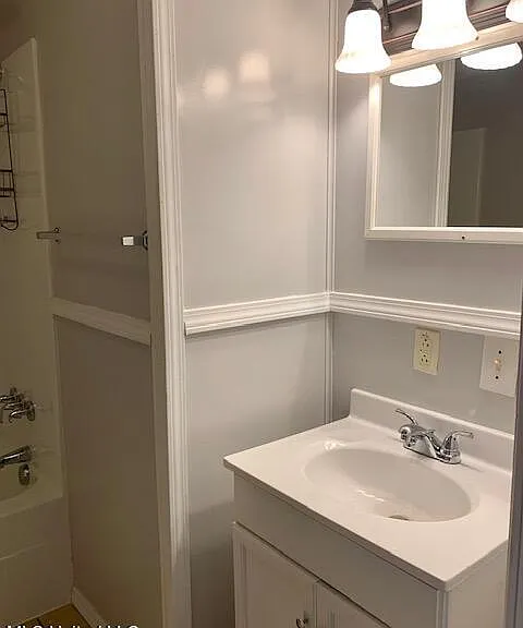 1002 Belair St — Photo 13