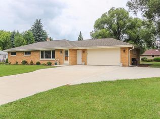 N98W16550 Concord Rd, Germantown, WI 53022