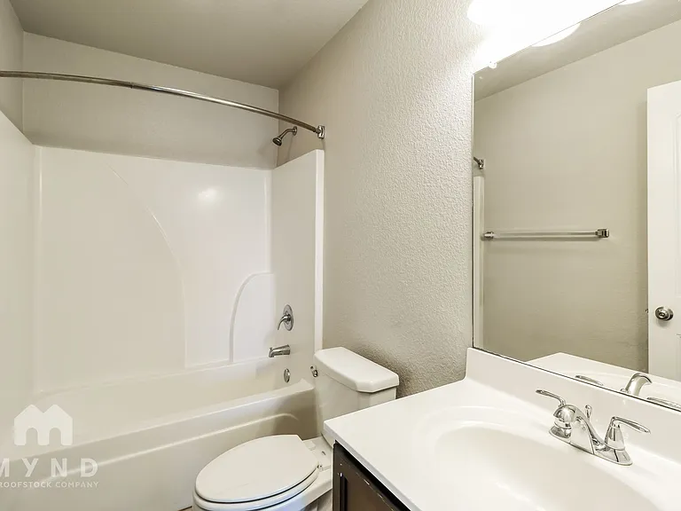 17 Bristol Dr — Photo 15
