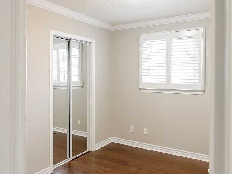 2694 Constable Rd #UPPER — Photo 22