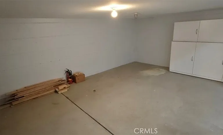 22491 Kent Ave — Photo 6