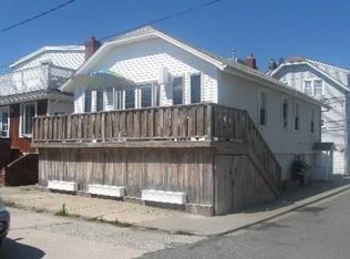 21 Louisiana St, Long Beach, NY 11561