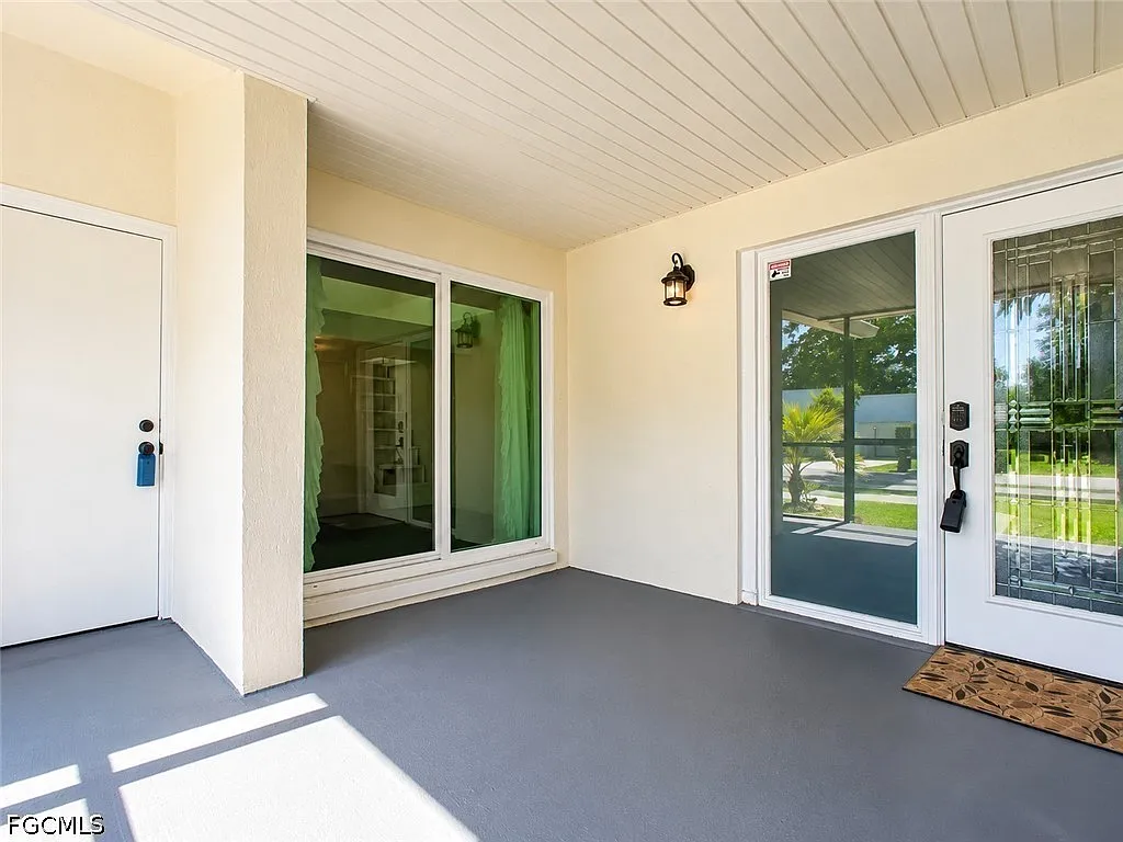 4 bed, 3.0 bath, 2922 sqft, $2,900 — Photo 3