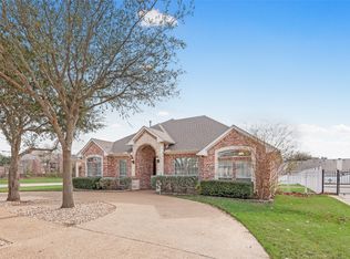 818 Amherst Dr, Waxahachie, TX 75165