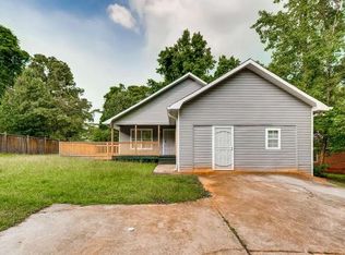 1592 Snapfinger Rd, Decatur, GA 30032